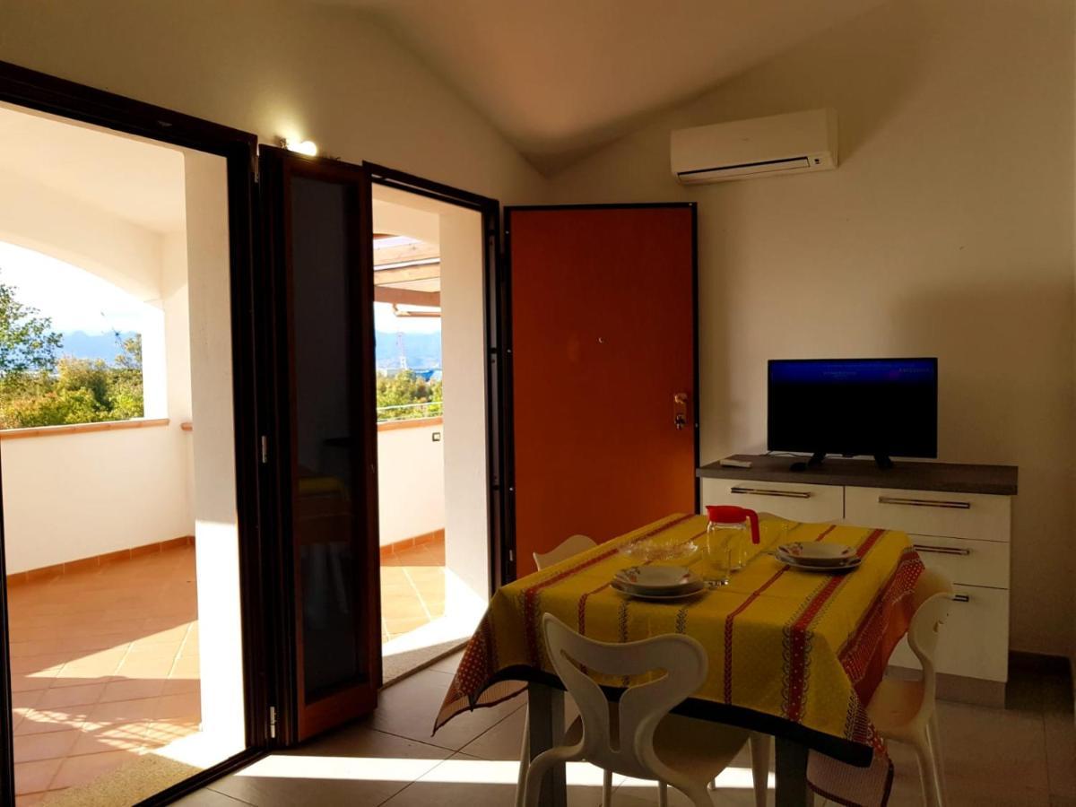 Borgo San Giorgio Appartement Àrbatax Buitenkant foto